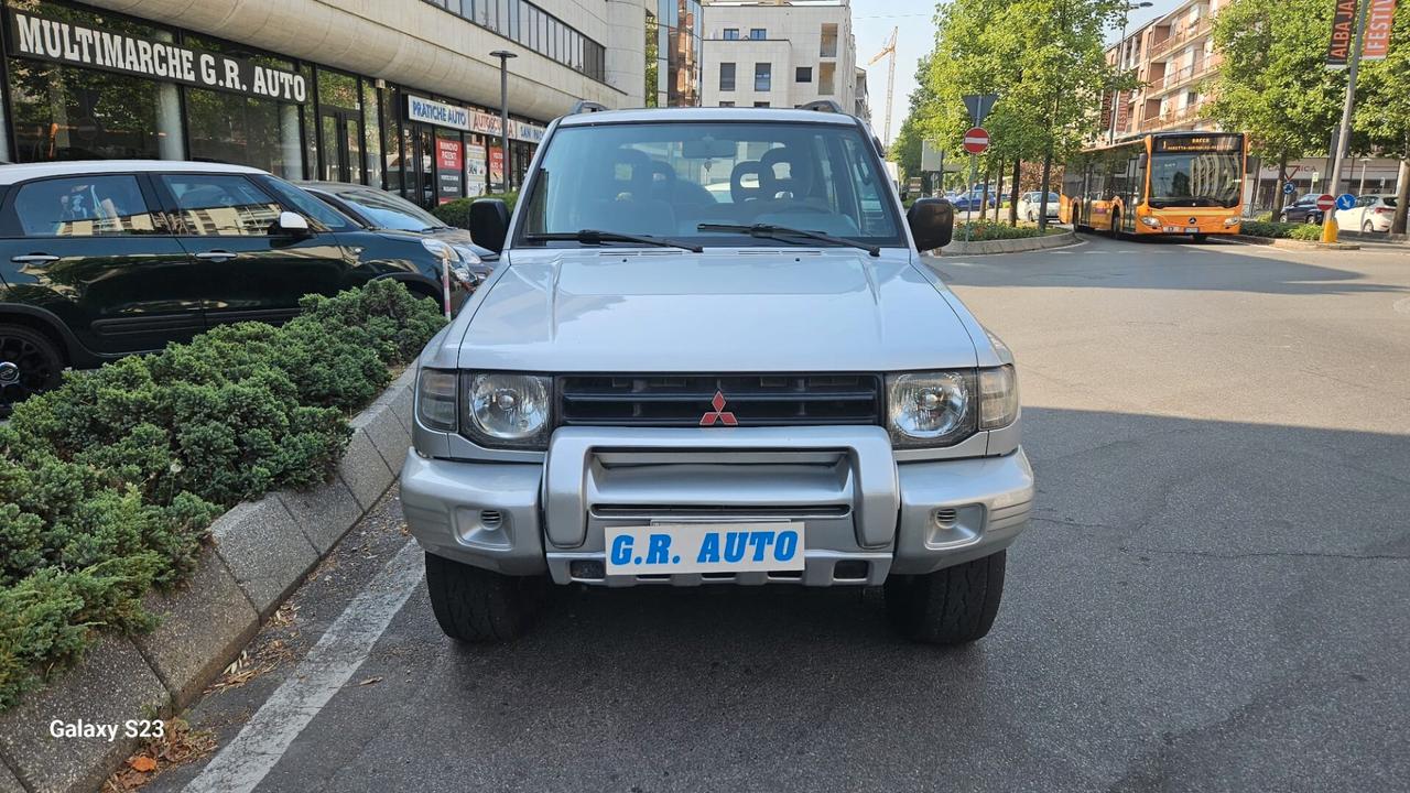Mitsubishi Pajero 2.5 TDI MT GLS Elegance UNICO PROPRIETARIO GANCIO TRAINO