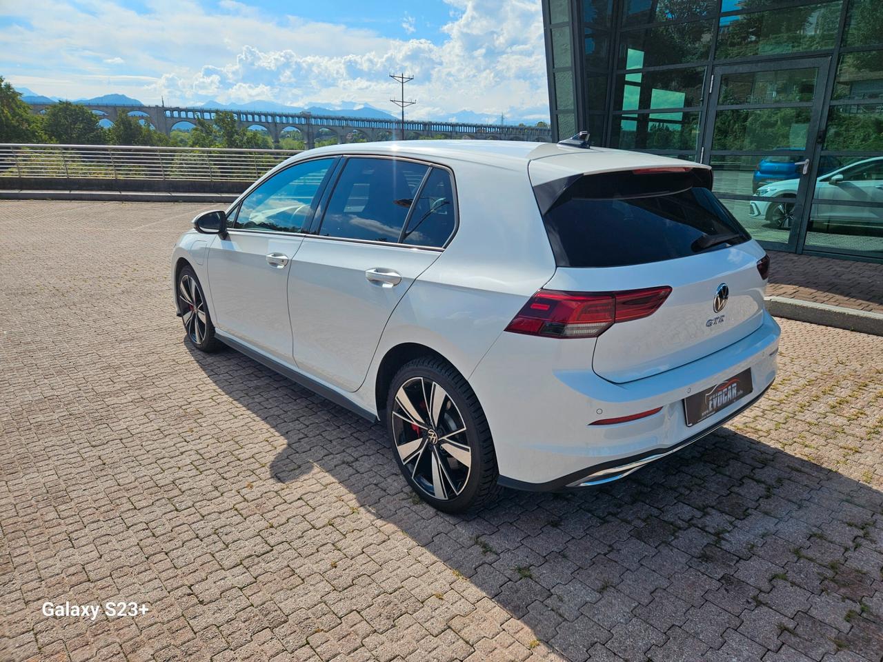 Volkswagen Golf GTE HYBRID elettrica/benzina