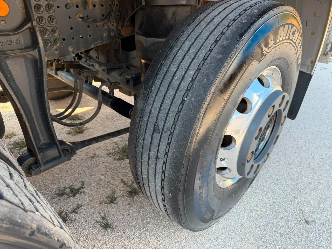 IVECO HI WAY 500 RIBALTABILE