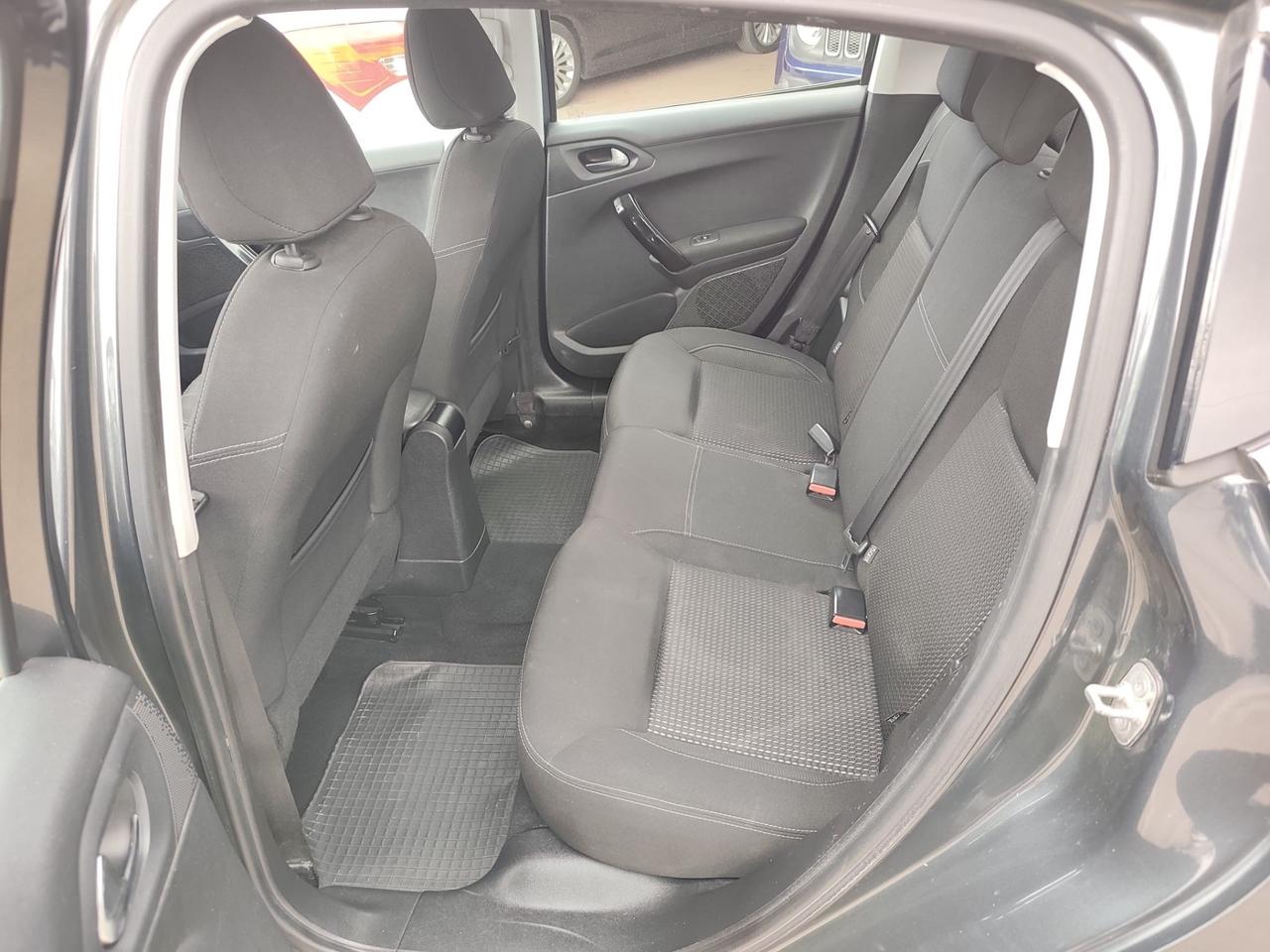 Peugeot 208 1.6 BlueHDi 75 5 porte Allure