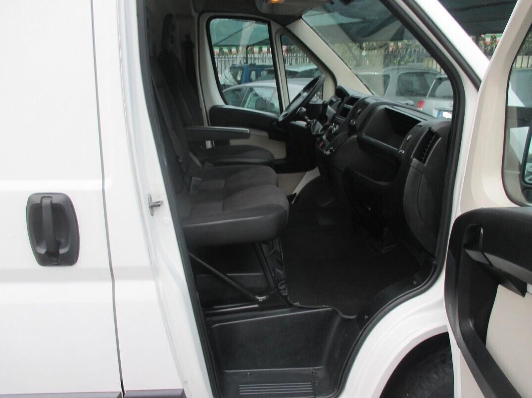 Peugeot Boxer 2.2 HDI 130 CV 3 Posti