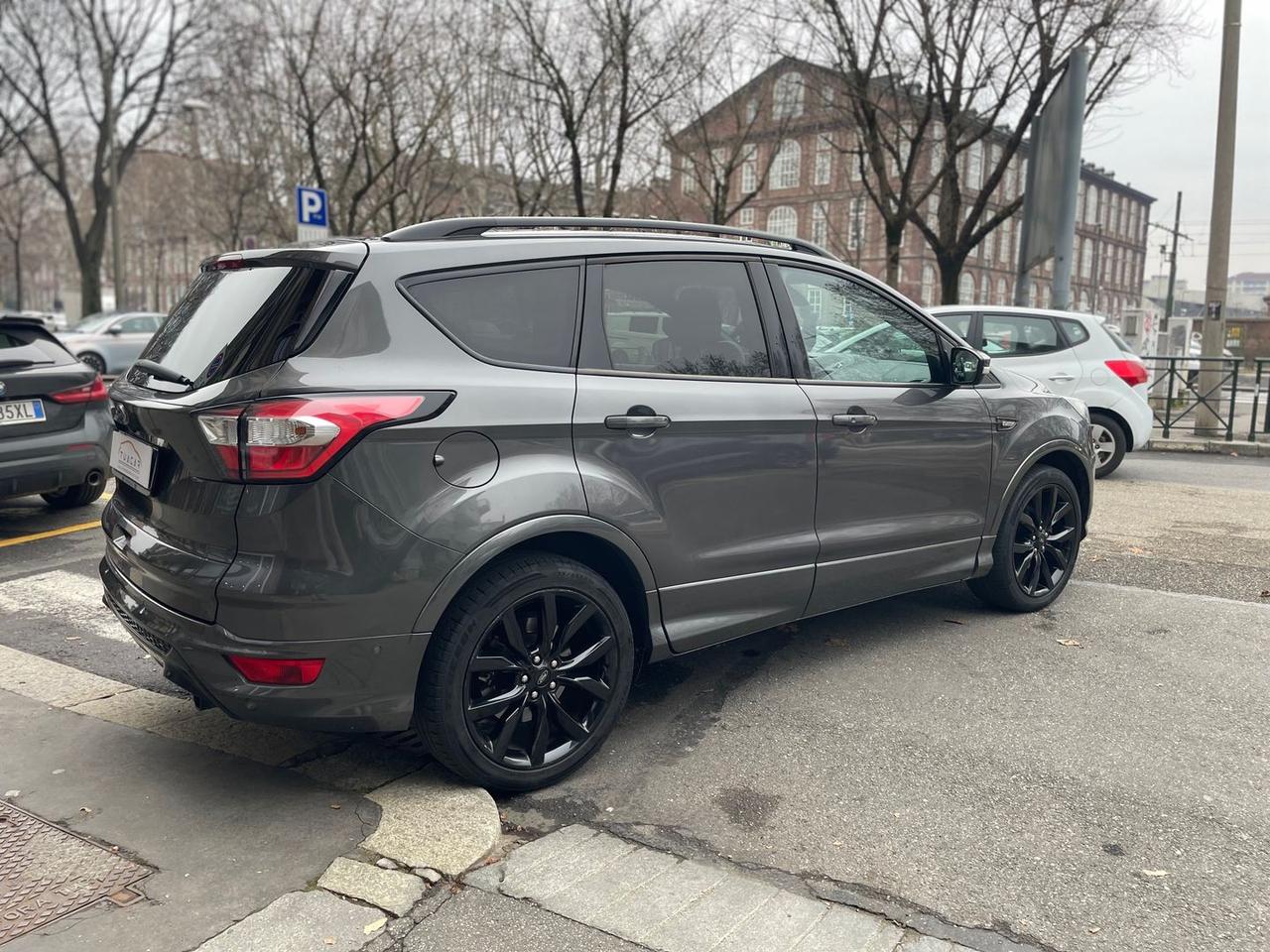 Ford Kuga 1.5 EcoBoost ST Line