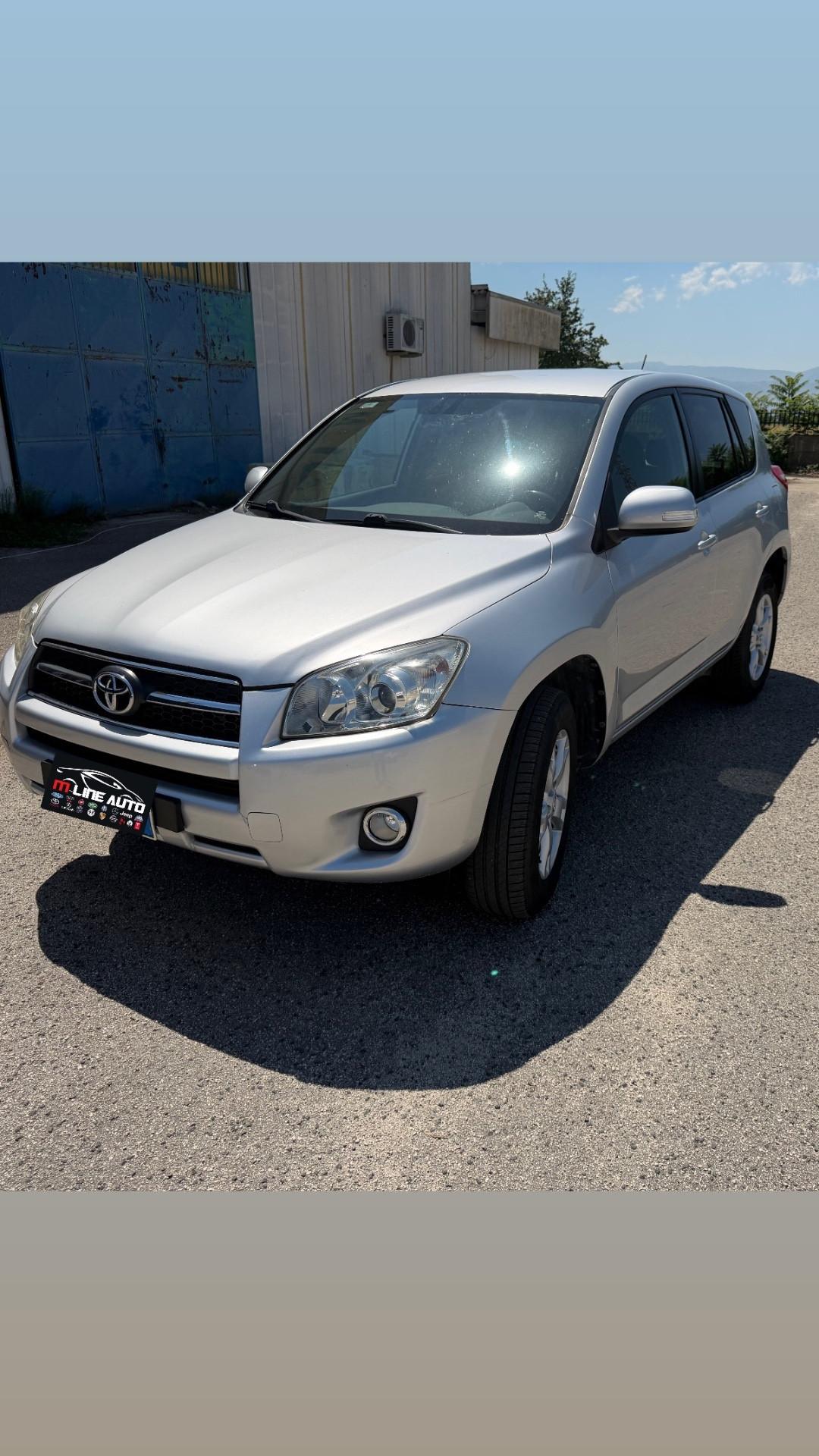 Toyota RAV 4 RAV4 2.2 D-4D 150 CV DPF Luxury