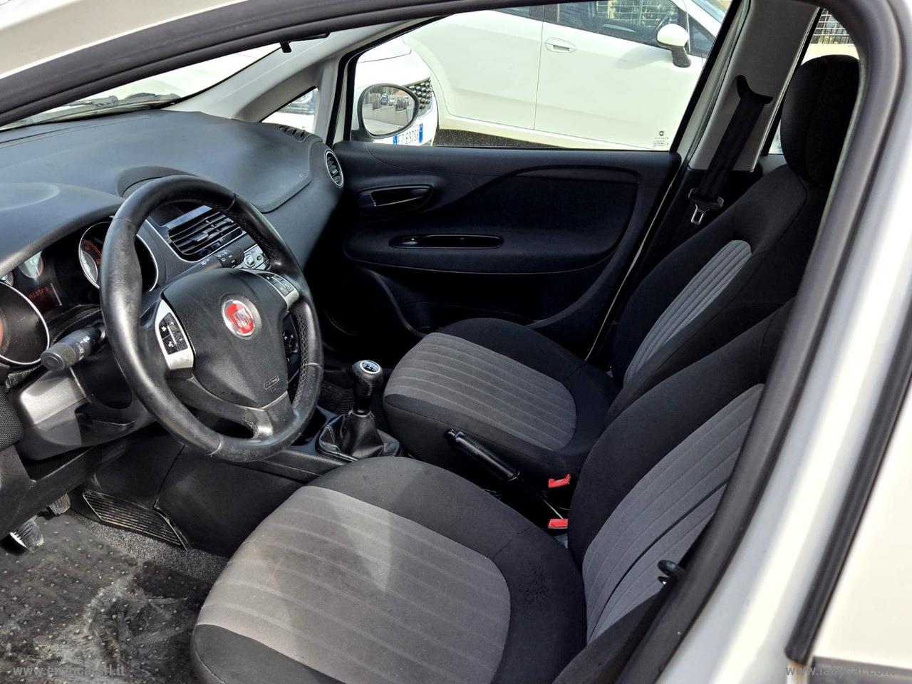 FIAT Punto 1.3 MJT 95CV S&S 5p.Van Easy 4p.ti AUTOCARRO