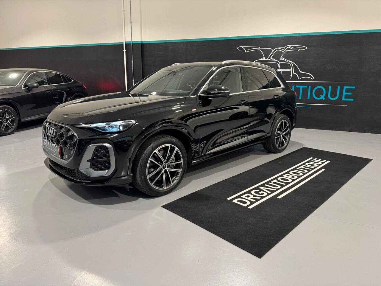 NEW Audi Q5 40 TDI quattro S tronic S line IVA ESP - NEW MODEL