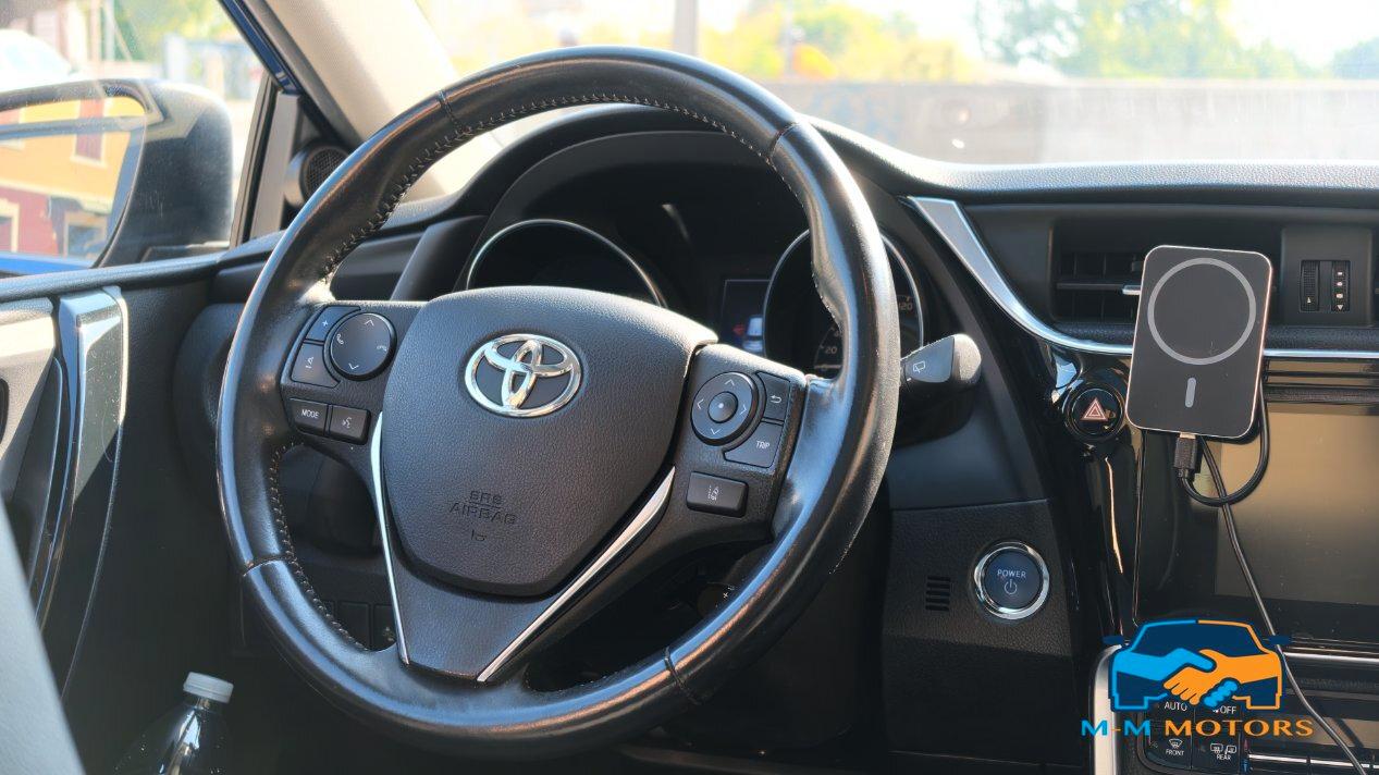 Toyota Auris 5 Porte Auris 1.8h Lounge cvt