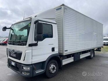 MAN TGL 8.220