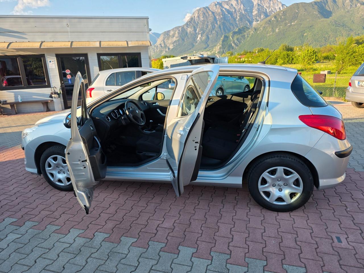 Peugeot 308 1.4 VTi 95CV perfetta e garantita 12 mesi