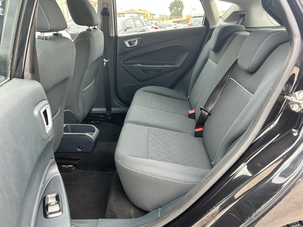 FORD FIESTA 1.4 97CV GPL 2032 UNICO P. IVA ESPOSTA