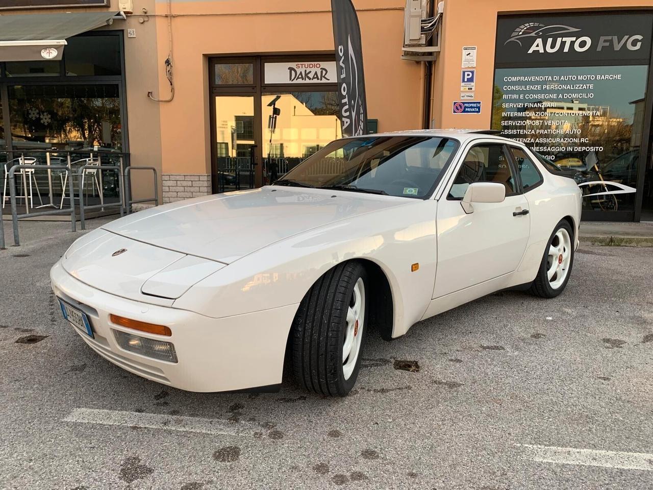 Porsche 944 S2 ASI