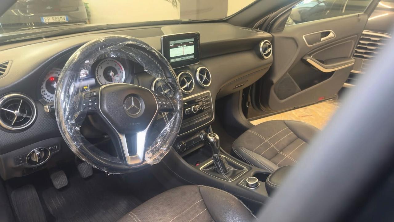 Mercedes-benz A 180 CDI 109CV Sport - 2014