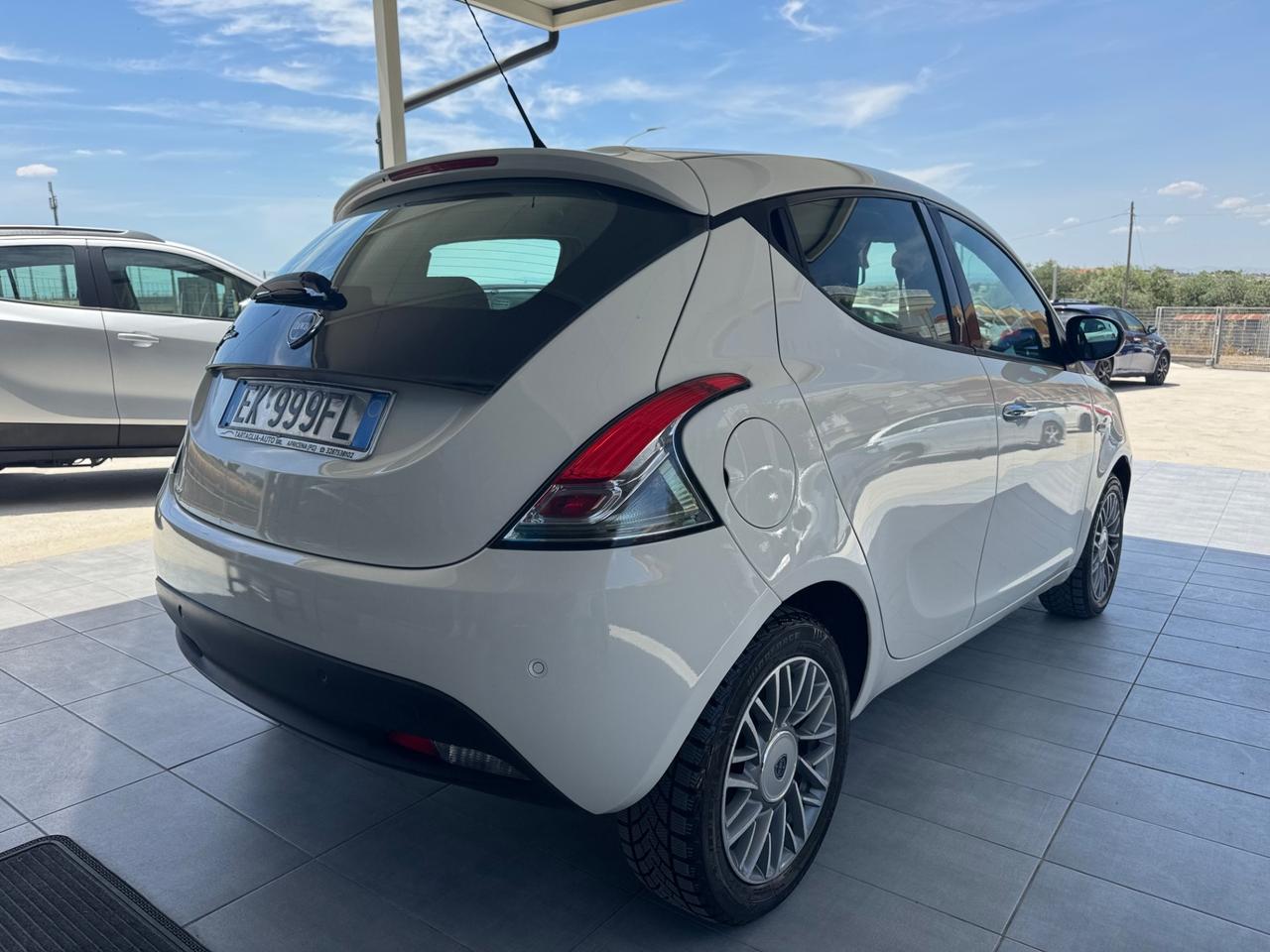Lancia Ypsilon 1.3 MJT 16V 95 CV 5 porte S&S Platinum