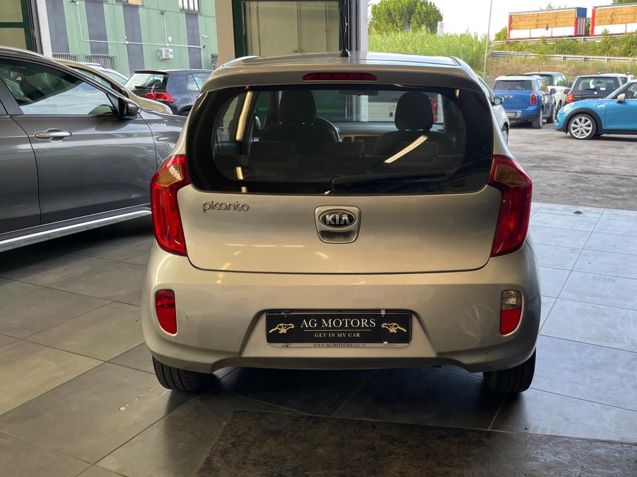 Kia Picanto 1.0 68cv Benz 5 porte Style Neopatentati