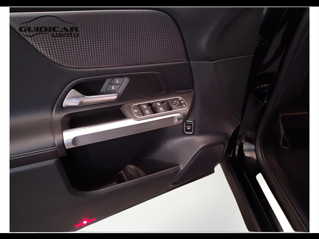 Mercedes-Benz GLB - X247 2019 - GLB 200 d Sport Plus auto