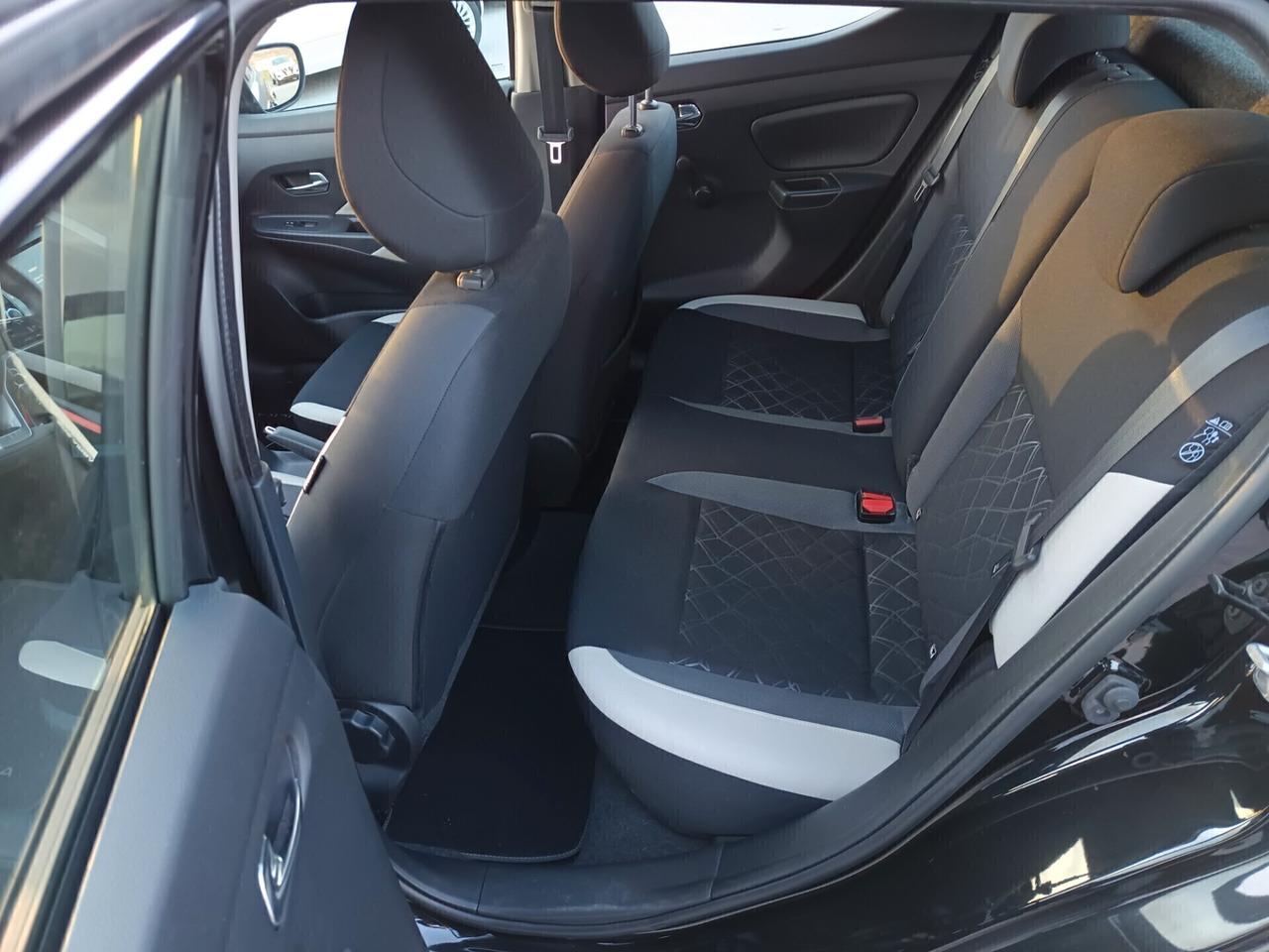 Nissan Micra 1.0 5 porte Acenta 71cv