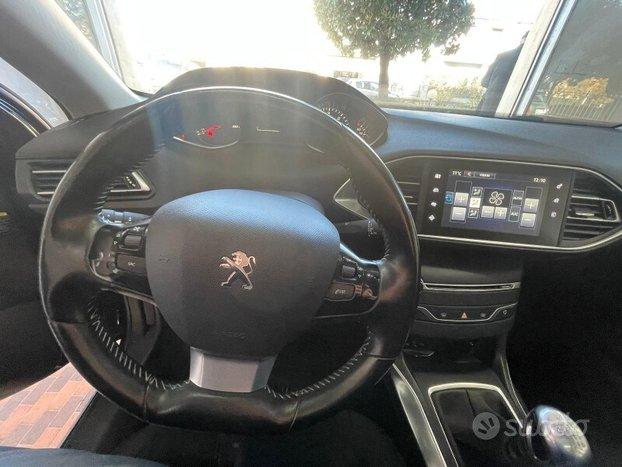 PEUGEOT 308 2 serie 308 BlueHDi 120 S&S Allure