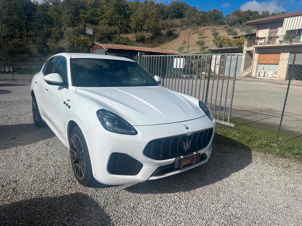 Maserati Grecale MHEV 300 CV AWD GT