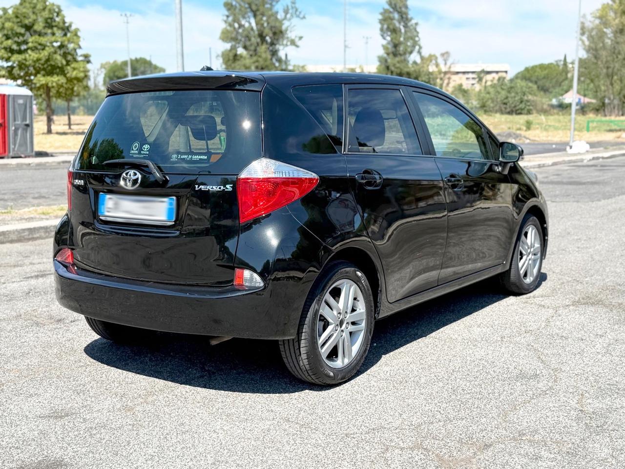 Toyota Verso-S 1.3 benzina 100cv neopatentati - 2011