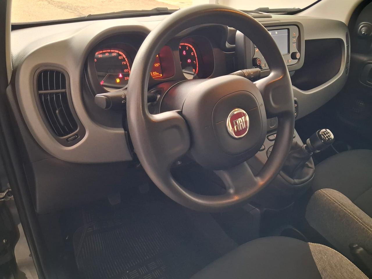 Fiat Panda 1.0 FireFly S&S Hybrid Red