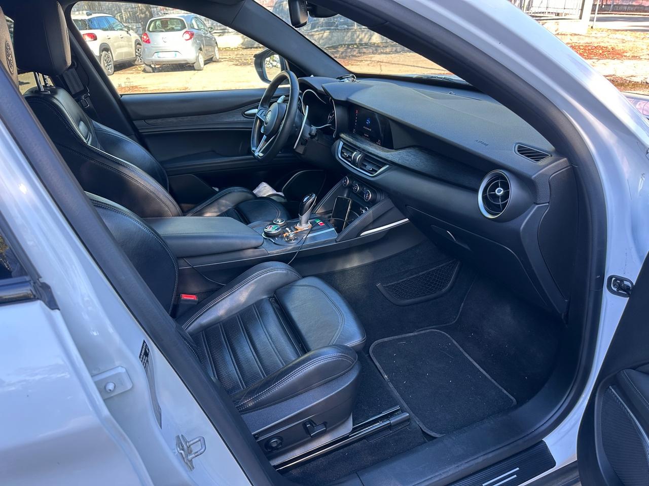 Alfa Romeo Stelvio 2.2 Turbodiesel 210 CV AT8 Q4 Ti