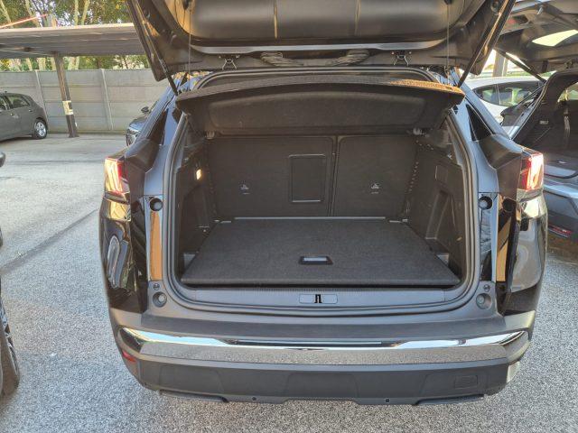 PEUGEOT 3008 Hybrid 136 e-DCS 6 Allure Pack
