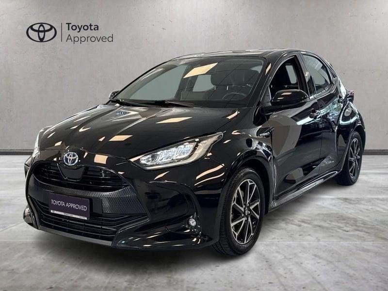Toyota Yaris Hybrid Trend MY22