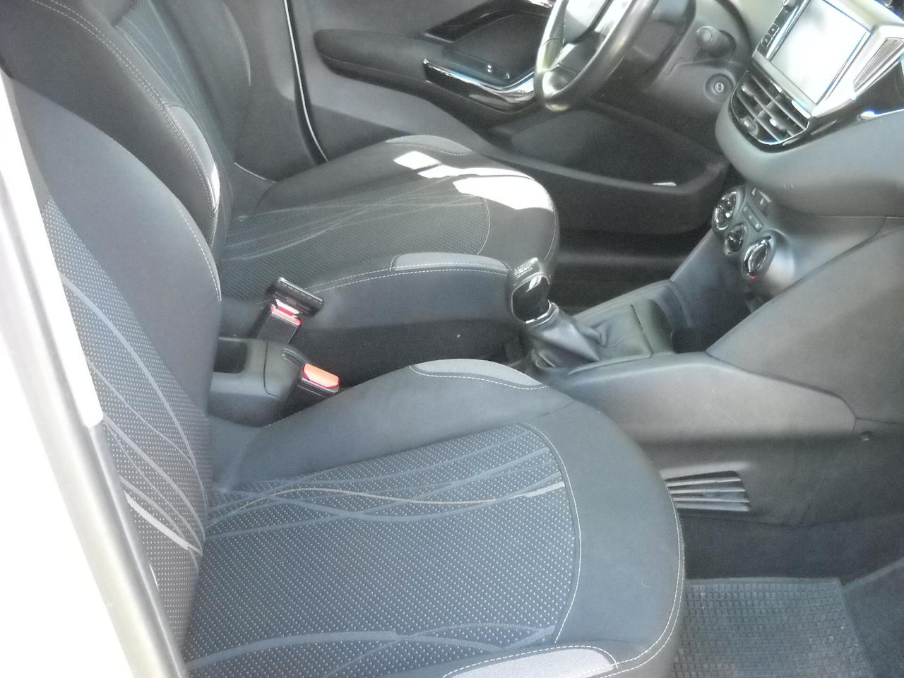 Peugeot 208 1.4 HDi 68 CV 3 porte Active