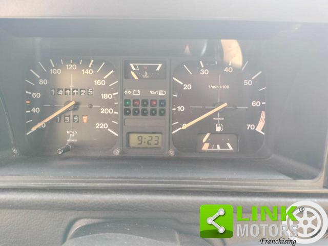 VOLKSWAGEN Golf Cabriolet 1.6i