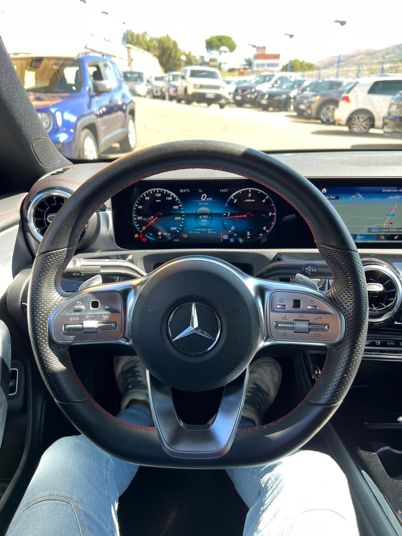 Mercedes-benz CLA 200 d Premium AMG 2020