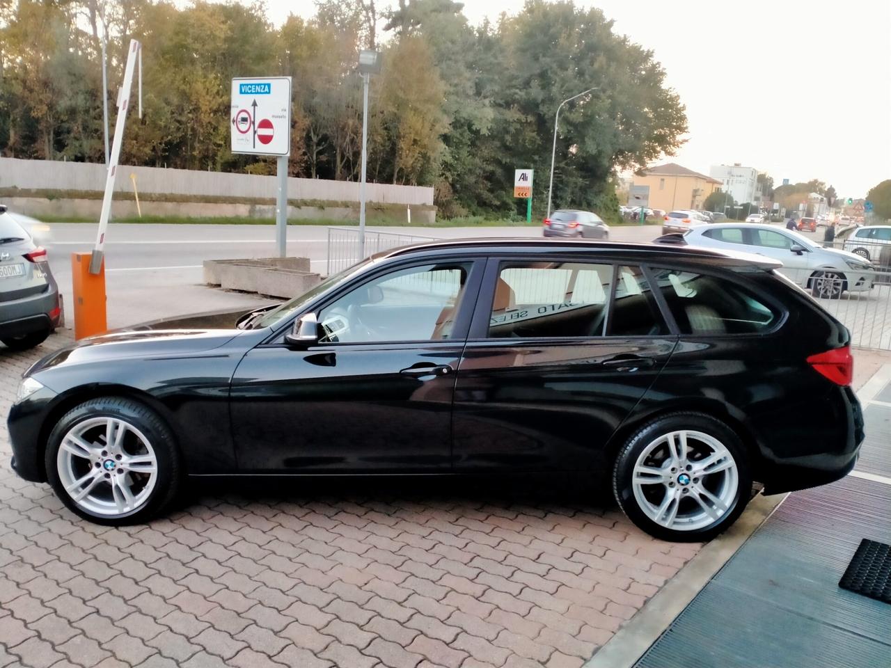 BMW 320 DTOURING XDRIVE STEPTRONIC LEGA M.SPORT DRIVING ASS. WIRELESS