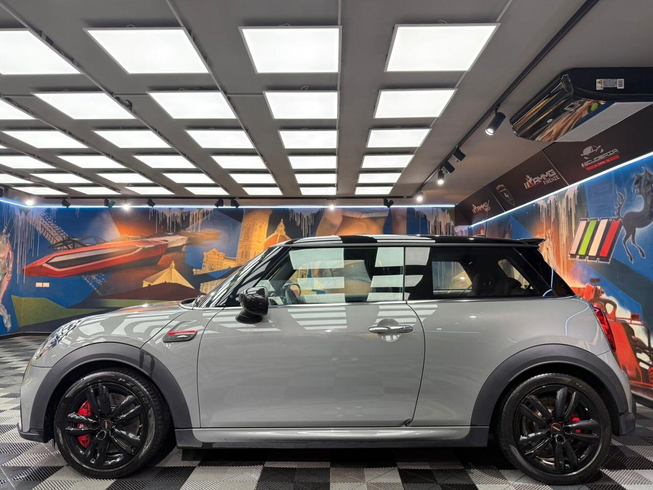 Mini John Cooper Works 2.0 COOPRER ANNIVERSARY EDITION (275)