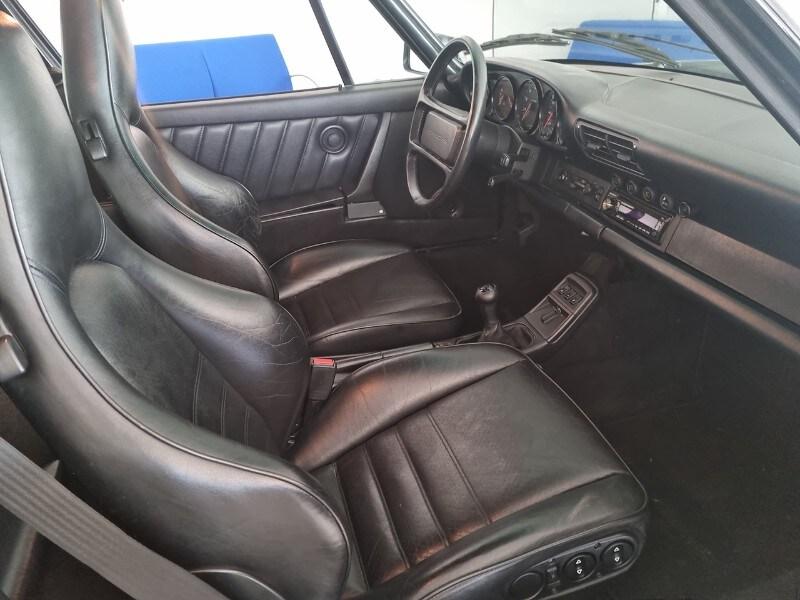 PORSCHE 911 (964) 911 Carrera 4 Coupé