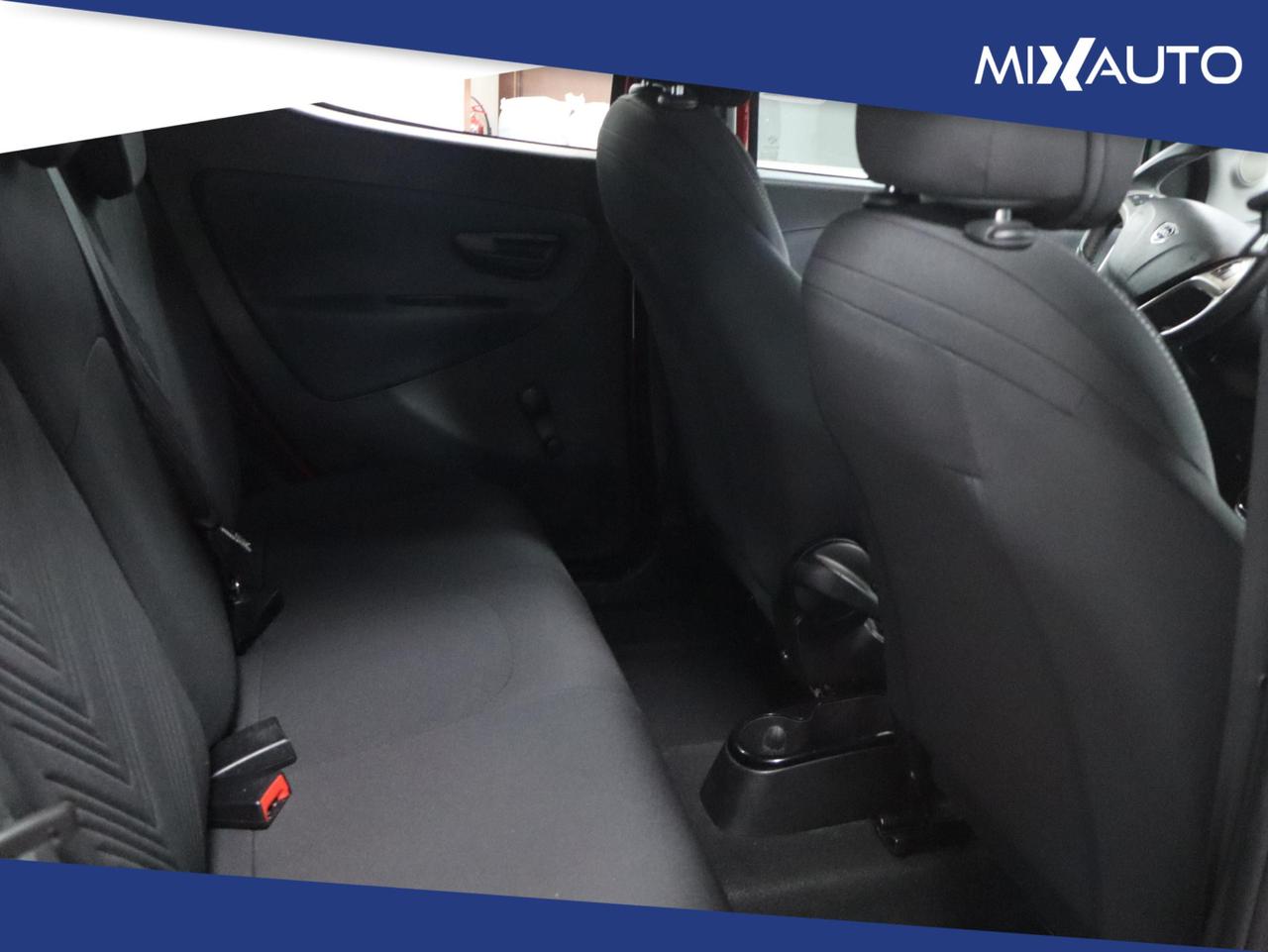 Lancia Ypsilon 1.0 Firefly Hybrid UnYca Ecochic