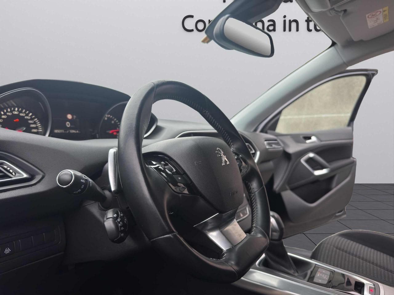 Peugeot 308 B.HDi 130 CV EAT6 SW-NAVI-SENSORI ANT/POST-E6D-