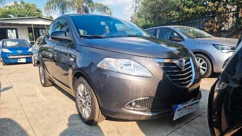 Lancia Ypsilon 1.3 M-Jet 95 CV S&S Gold