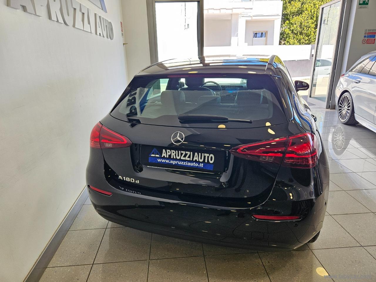 MERCEDES-BENZ A 180 d Automatic Advanced