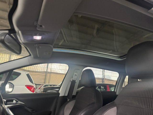 PEUGEOT 2008 1° serie PureTech 82 Allure