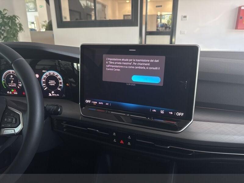 Volkswagen Golf 1.5 TSI eHybrid EDITION PLUS DSG 204 CV