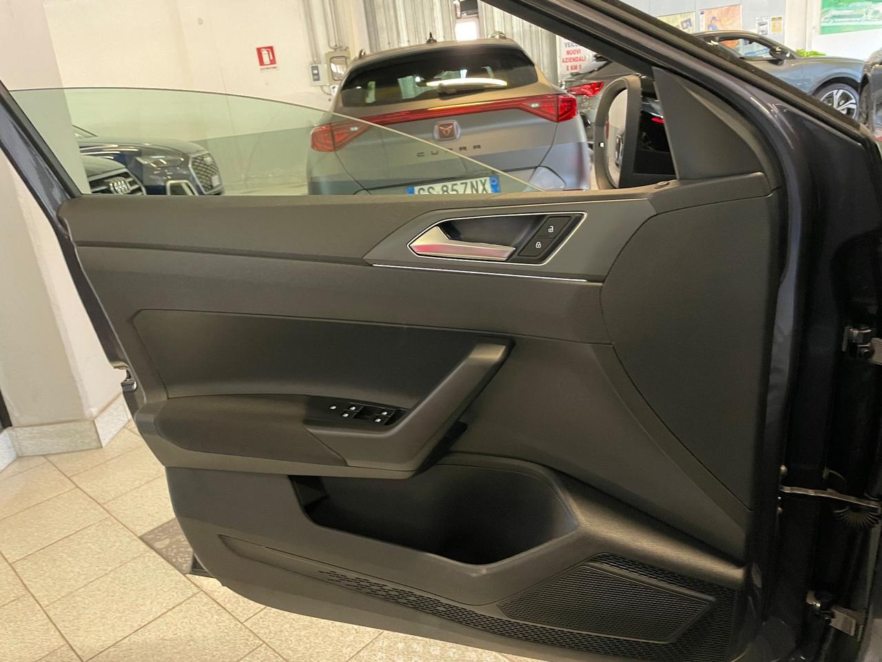 Volkswagen Taigo 1.0 TSI 115 CV DSG R-Line Telec. 18Misano