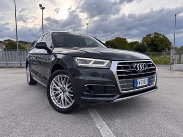Audi Q5 2.0 TDI quattro S tronic Sport Matrix Luci Multicolor