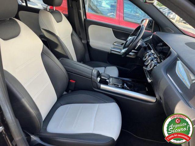MERCEDES-BENZ GLA 200 d Auto Premium AMG *PACK LUCI*PELLE