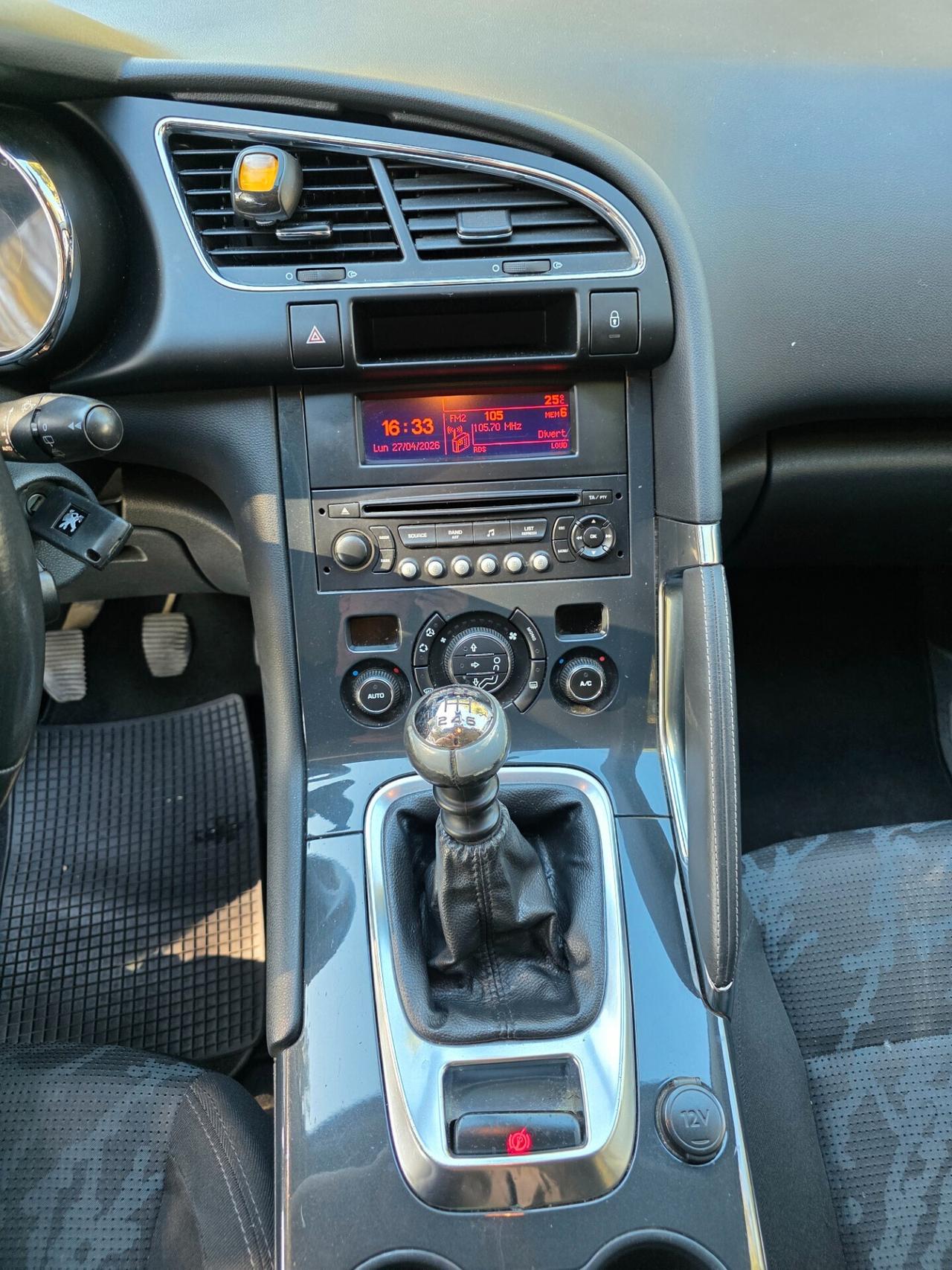 Peugeot 3008 2.0 HDi 150CV Tecno