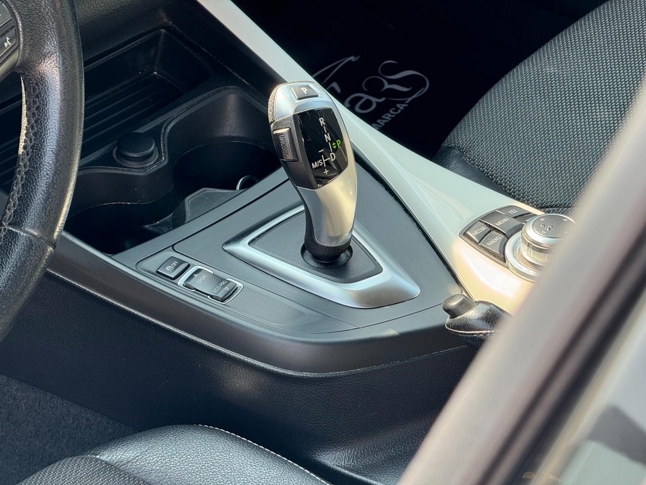 Bmw 118d Urban 150 cv AUTO LED