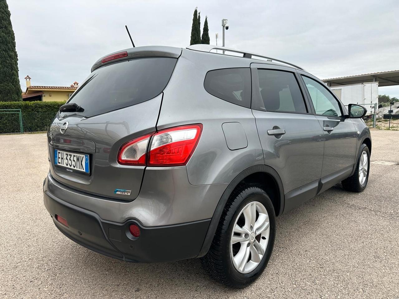 Nissan Qashqai 1.5 Diesel 7 Posti