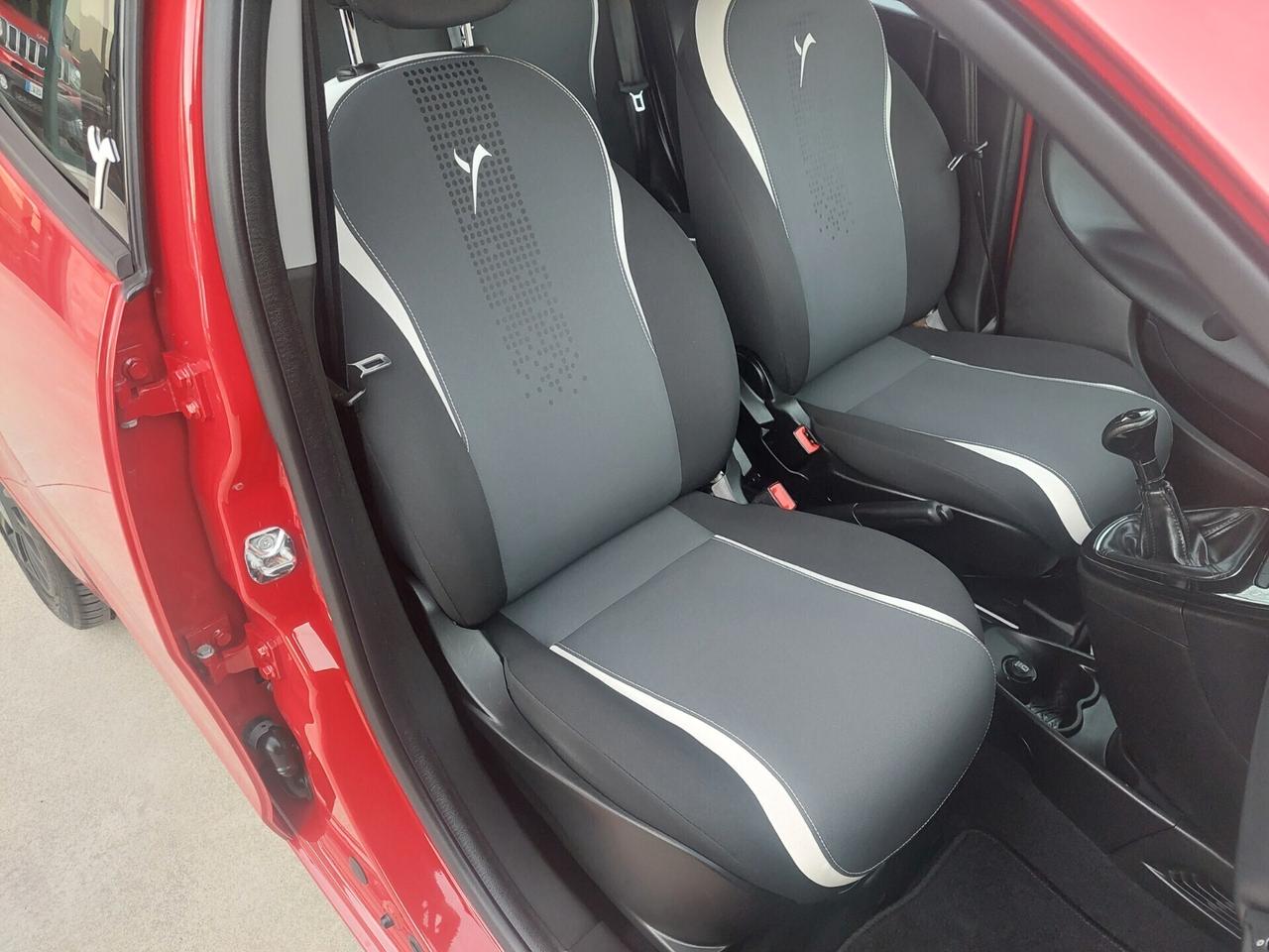 Lancia Ypsilon 1.3 MJT 16V 95 CV 5 porte 2015