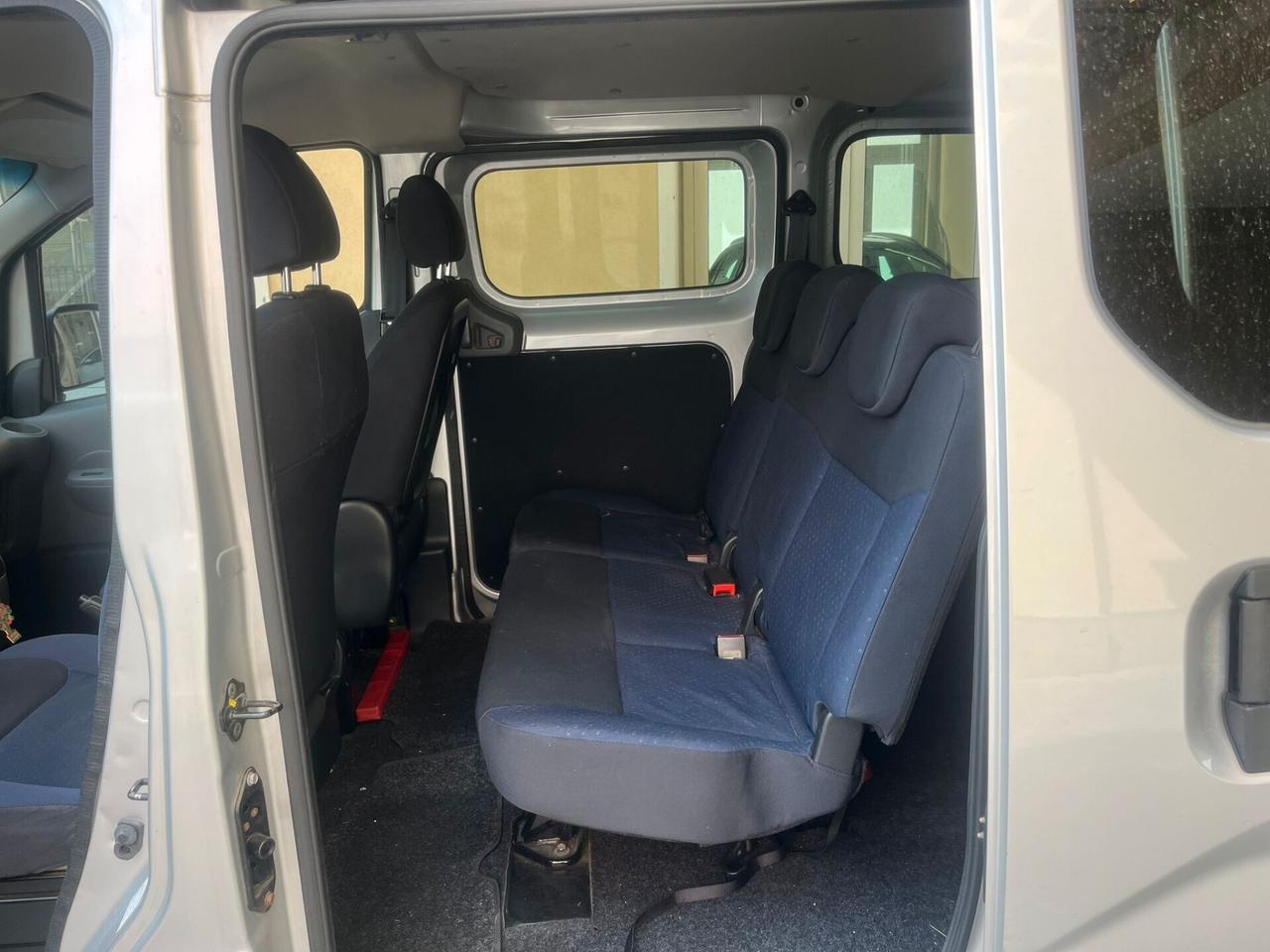 Nissan NV200 1.5 dCi 90CV Combi Efficient E5