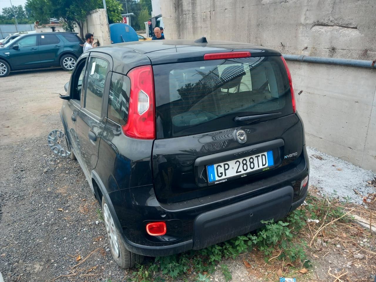 Fiat Panda 1.0 BENZINA IBRIDA ANNO 2025 SINISTRADA PANDINA