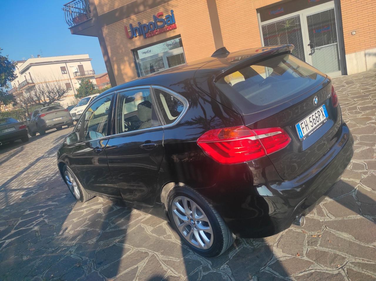 Bmw 2er Active Tourer 216d Active Tourer Advantage