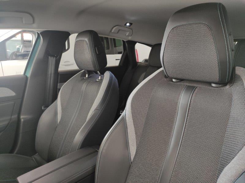 PEUGEOT 308 3ª serie - 308 Plug-in Hybrid 180 e-EAT8 SW Allure