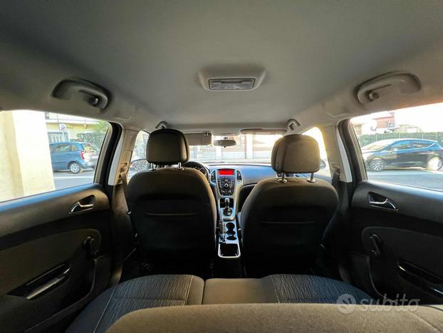 OPEL Astra 1.7 CDTI 110CV EcoFLEX S&S Sports Tou